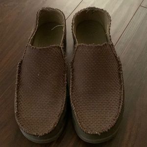 Men’s crocs slip-on loafers. Like new. Brown cloth weave